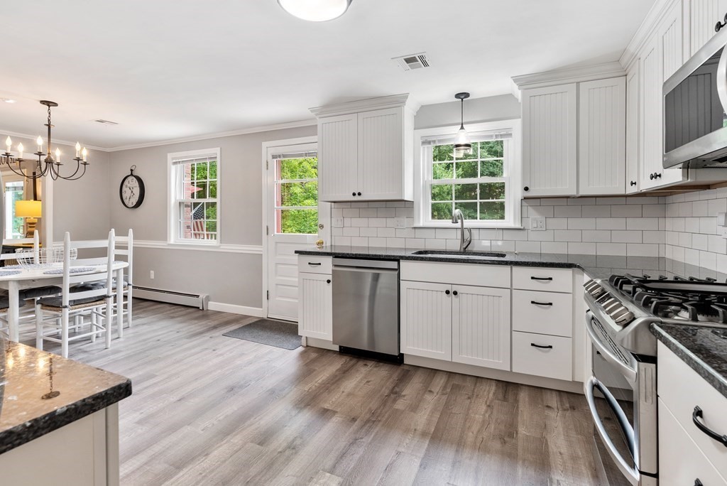 171 David Road Franklin, MA 02038 - Photo 5 of 37 Gallery Image 5