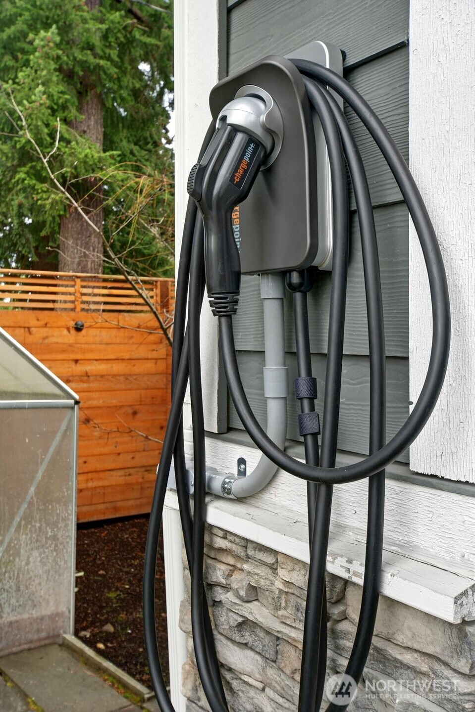 12206 Densmore Avenue North Seattle, WA 98133 - Photo 23 of 23