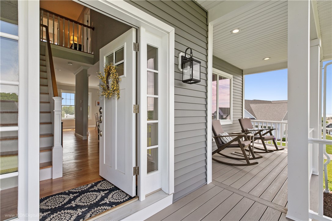 24 Coddington Highway Middletown, RI 02842 - Photo 2 of 30