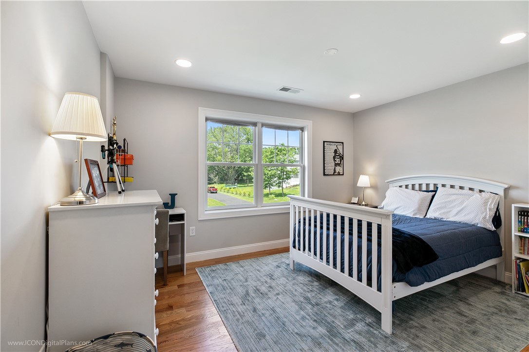 24 Coddington Highway Middletown, RI 02842 - Photo 21 of 30