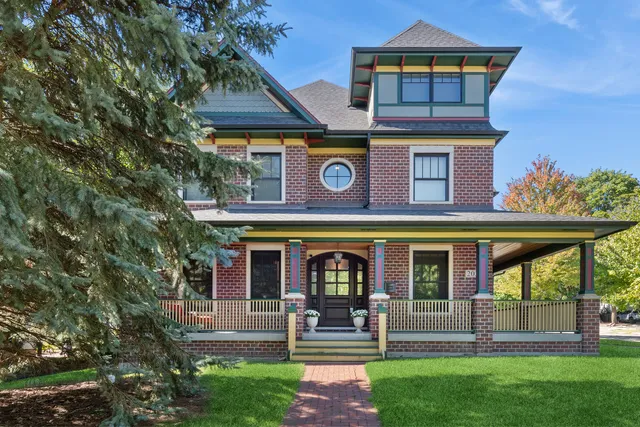 $1,950,000 | 203 South Columbia Street, Naperville, IL 60540