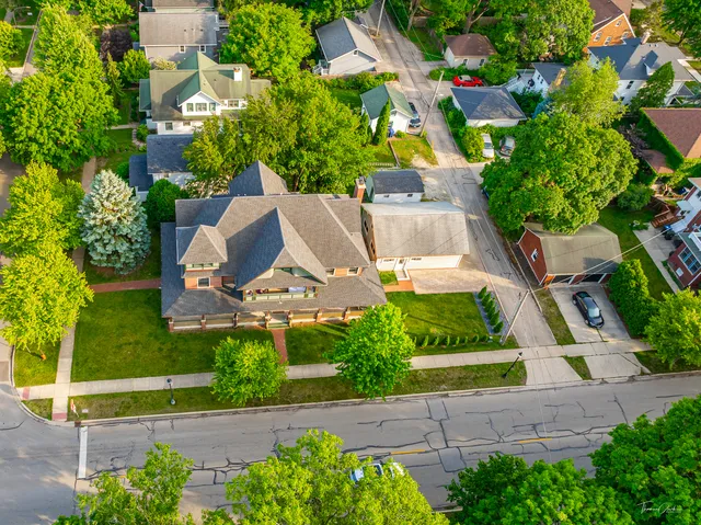 $1,950,000 | 203 South Columbia Street, Naperville, IL 60540