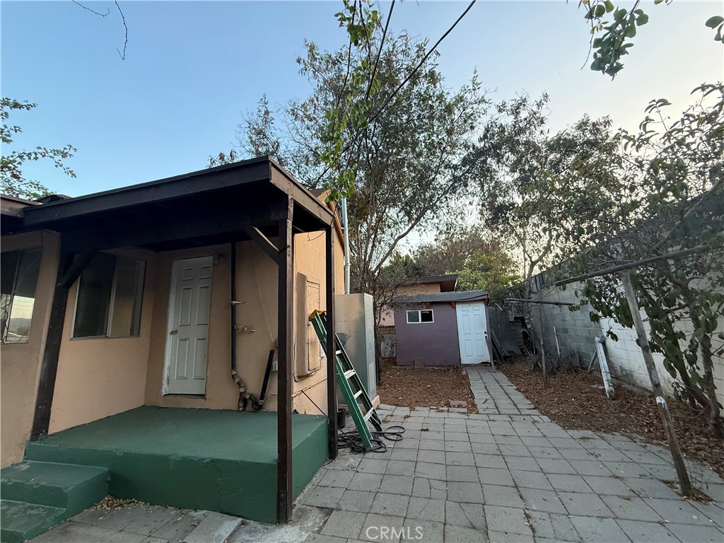 10004 San Fernando Road Pacoima, CA 91331 - Photo 7 of 16 Gallery Image 7