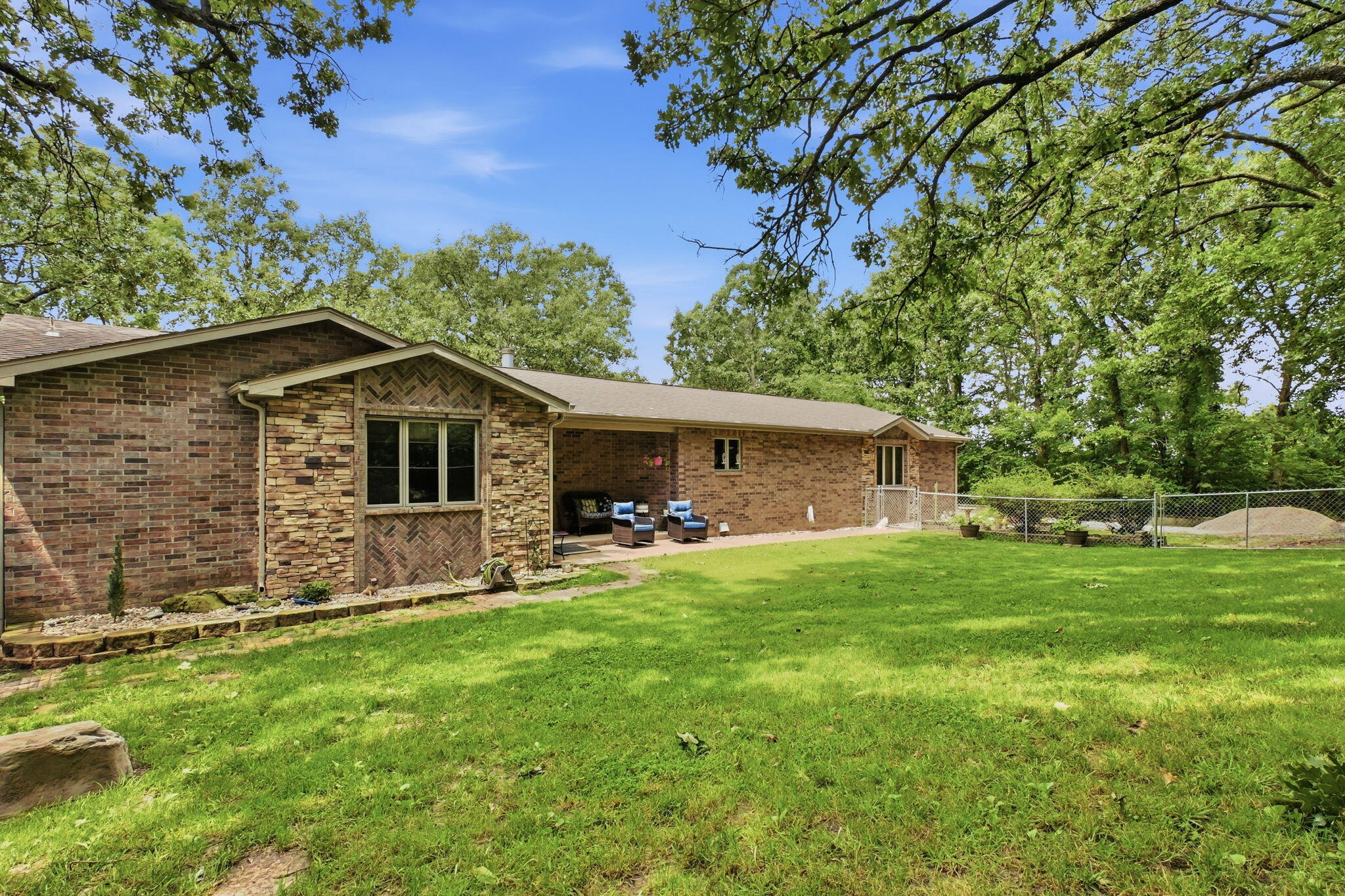 4327 South 165th Road Bolivar, MO 65613 - Photo 1 of 76 EAA2F124-A7E9-42CC-8AB7-40BDCFEBCDAC