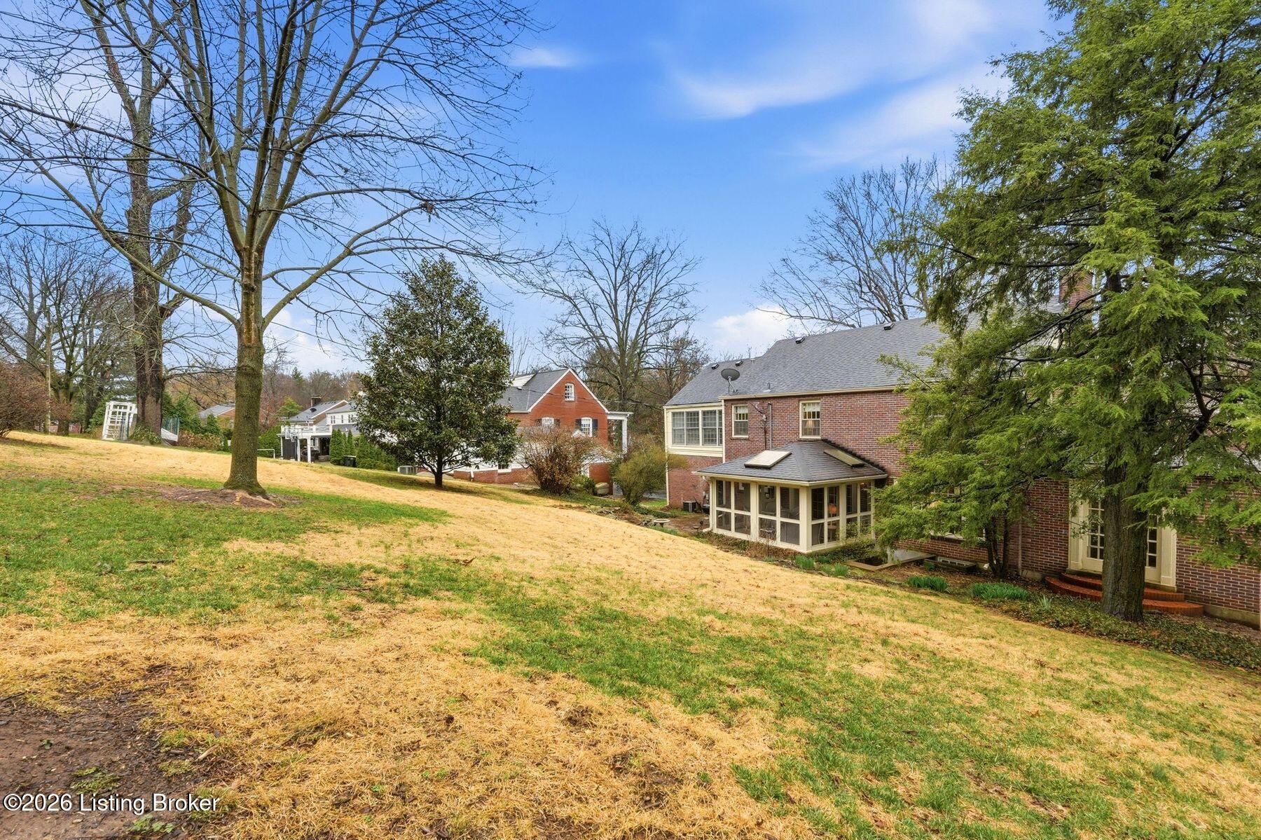 2407 Seneca Valley Road Louisville, KY 40205 - Photo 6 of 6 photo_online_006