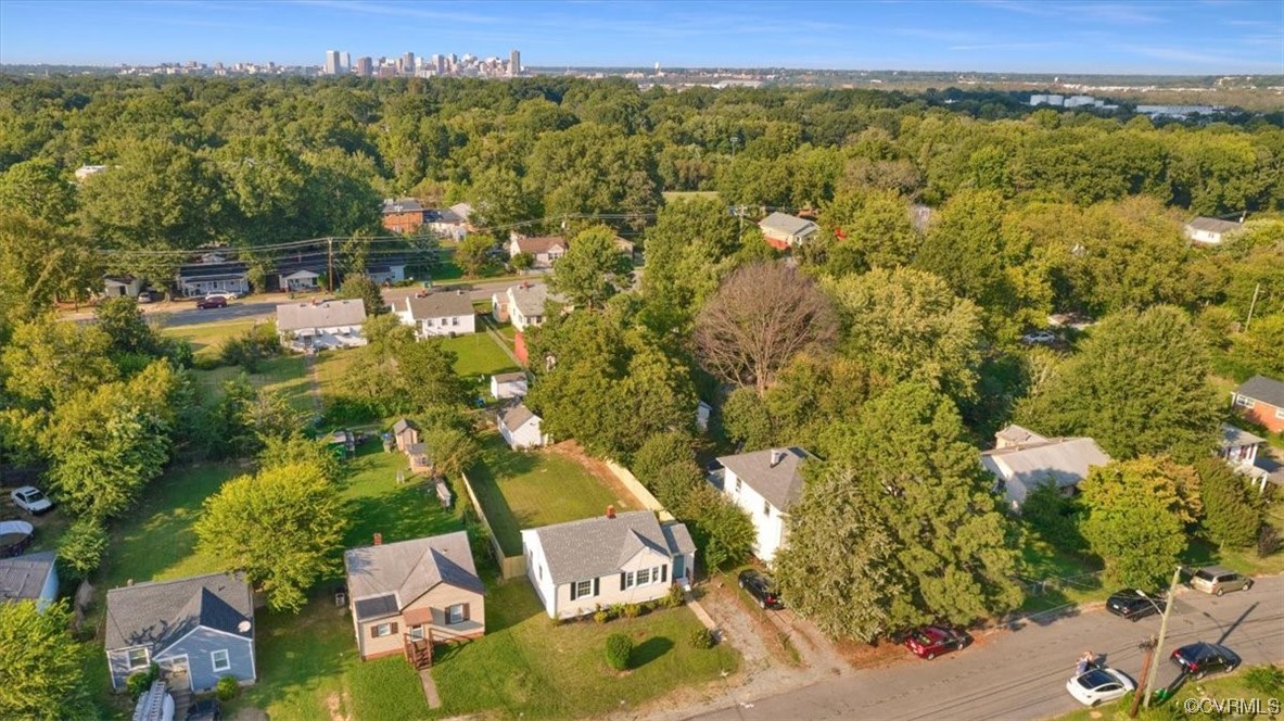 2309 Wright Avenue Richmond, VA 23224 - Photo 5 of 39 an aerial view of residential house with parking space