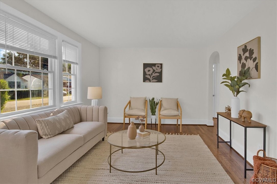 2309 Wright Avenue Richmond, VA 23224 - Photo 7 of 39 a living room with furniture and a window