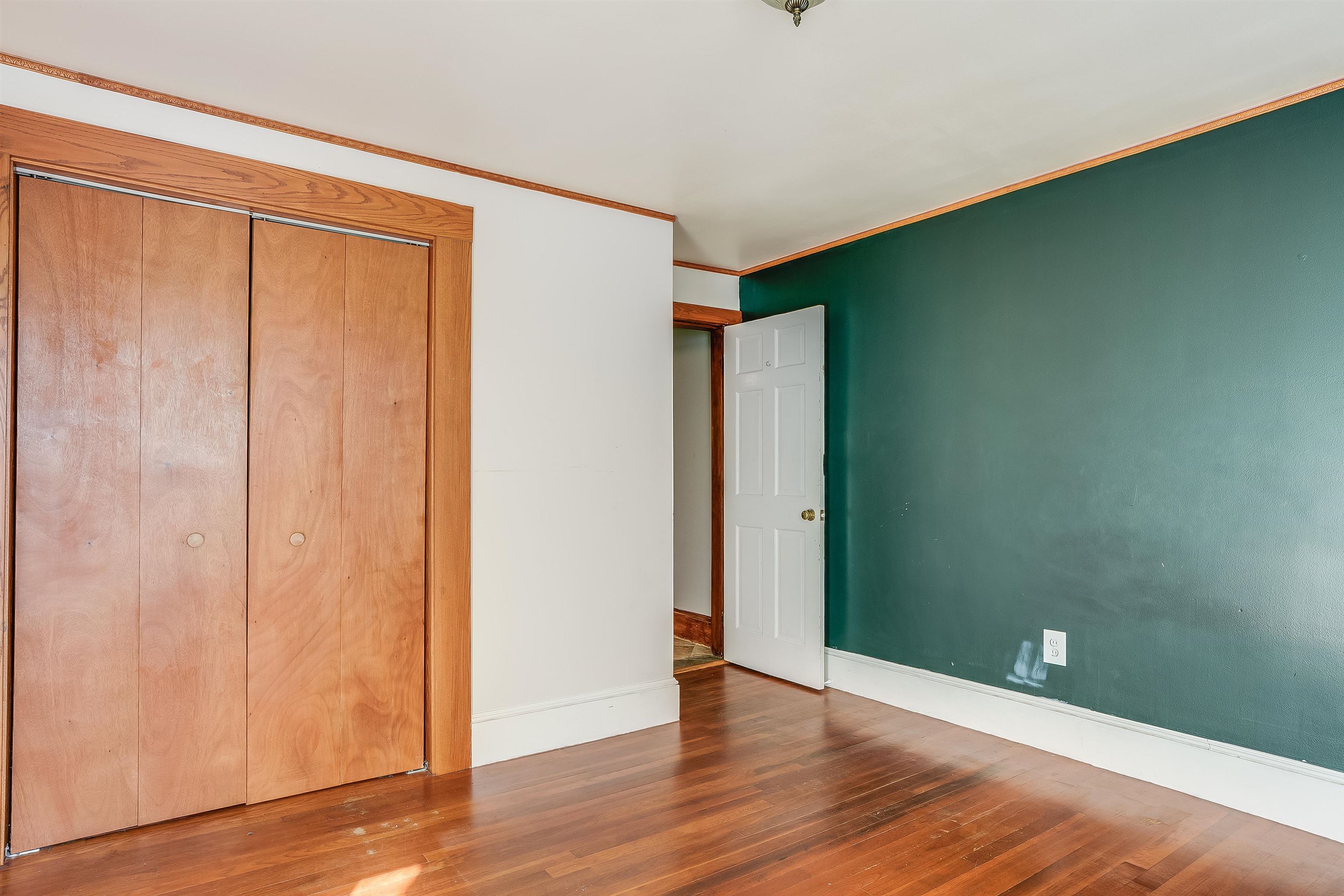275 South Mammoth Road Manchester, NH 03109 - Photo 20 of 38