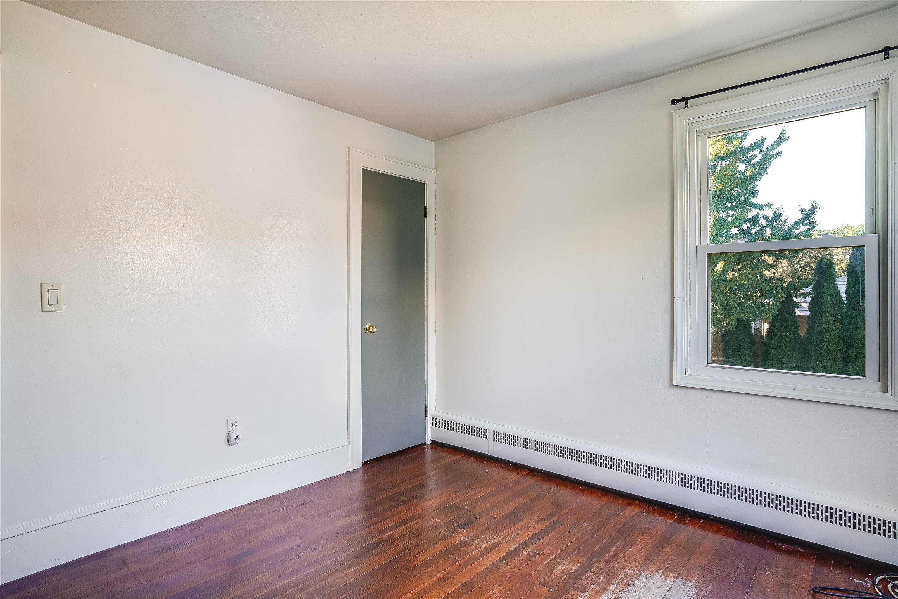275 South Mammoth Road Manchester, NH 03109 - Photo 24 of 38