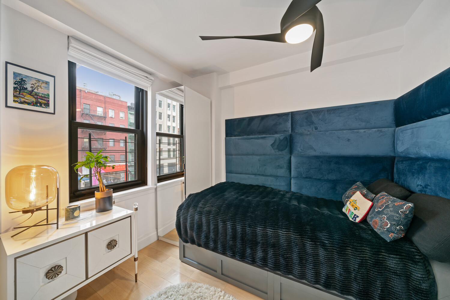 196 East 75th Street, Unit 3F Manhattan, NY 10021 - Photo 7 of 11