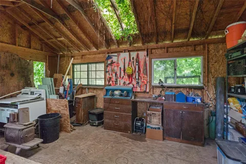 a view of a storage & utility room