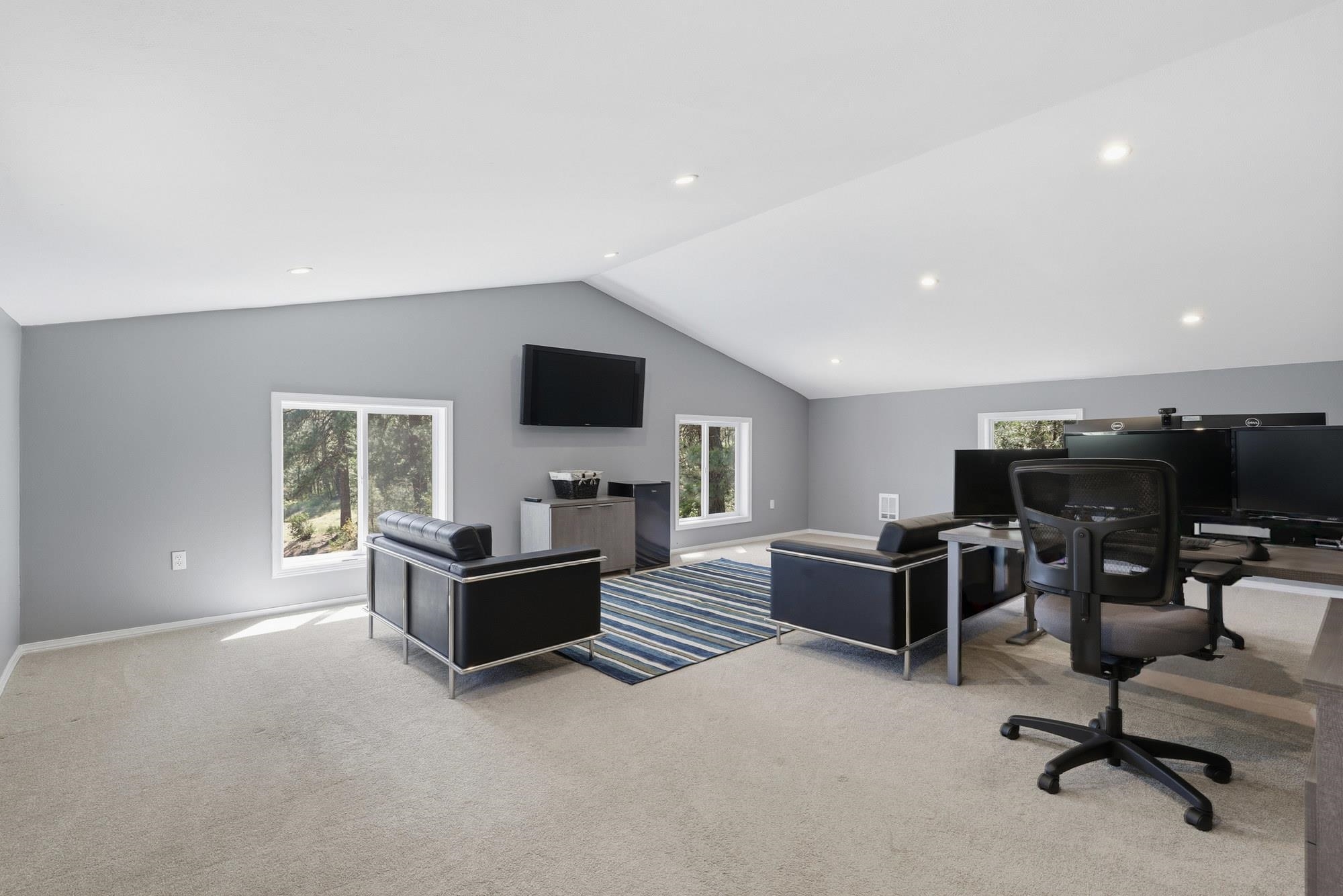 9516 East Day Road Mead, WA 99021 - Photo 43 of 50