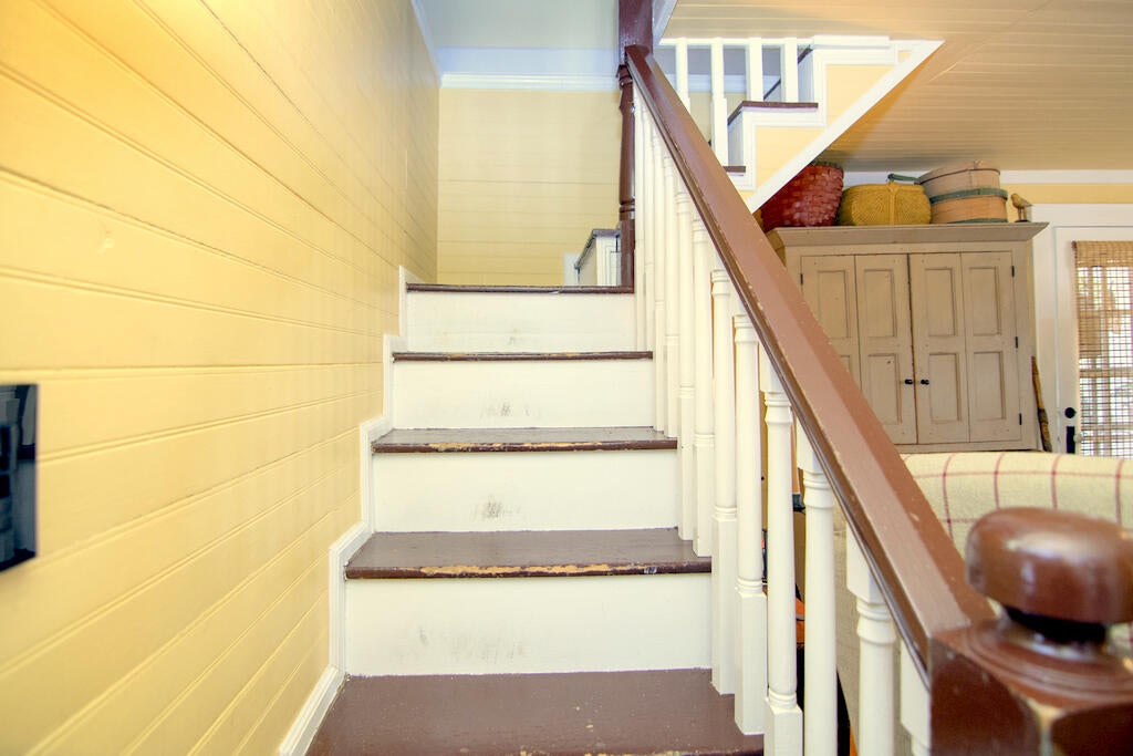 21717 Beckley Road Flat Top, WV 25841 - Photo 17 of 34 Gallery Image 17