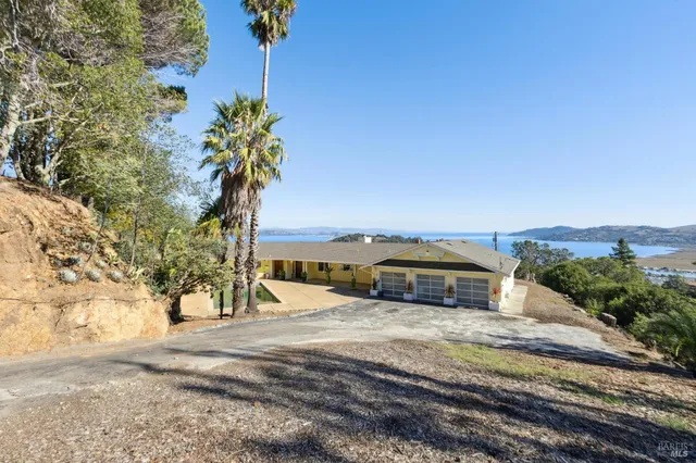 $1,995,000 | 19 Mliss Lane, San Rafael, CA 94901
