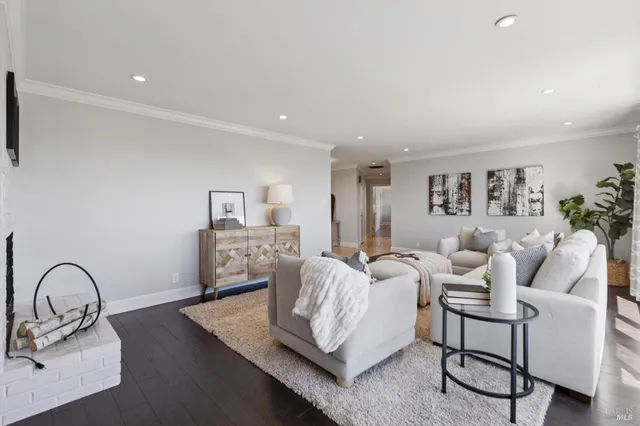 $1,995,000 | 19 Mliss Lane, San Rafael, CA 94901