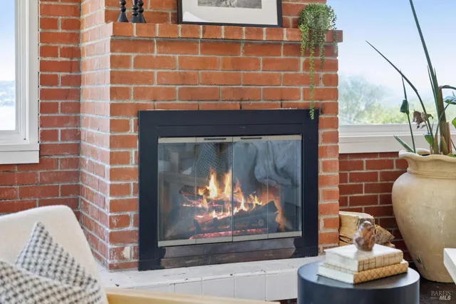 $1,995,000 | 19 Mliss Lane, San Rafael, CA 94901