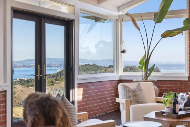 $1,995,000 | 19 Mliss Lane, San Rafael, CA 94901