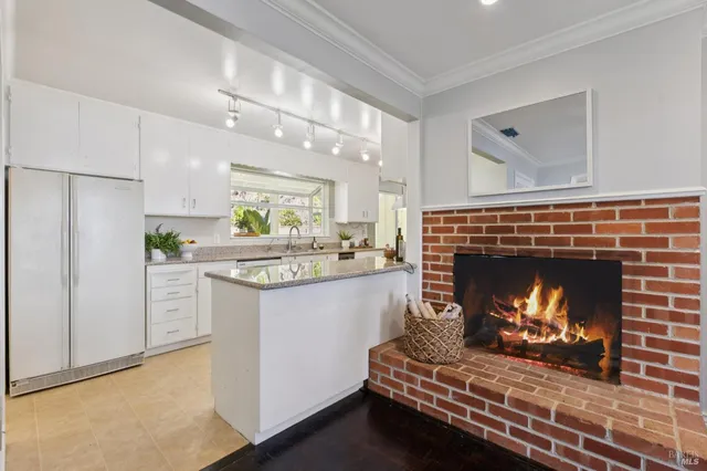 $1,995,000 | 19 Mliss Lane, San Rafael, CA 94901