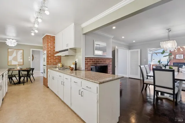 $1,995,000 | 19 Mliss Lane, San Rafael, CA 94901