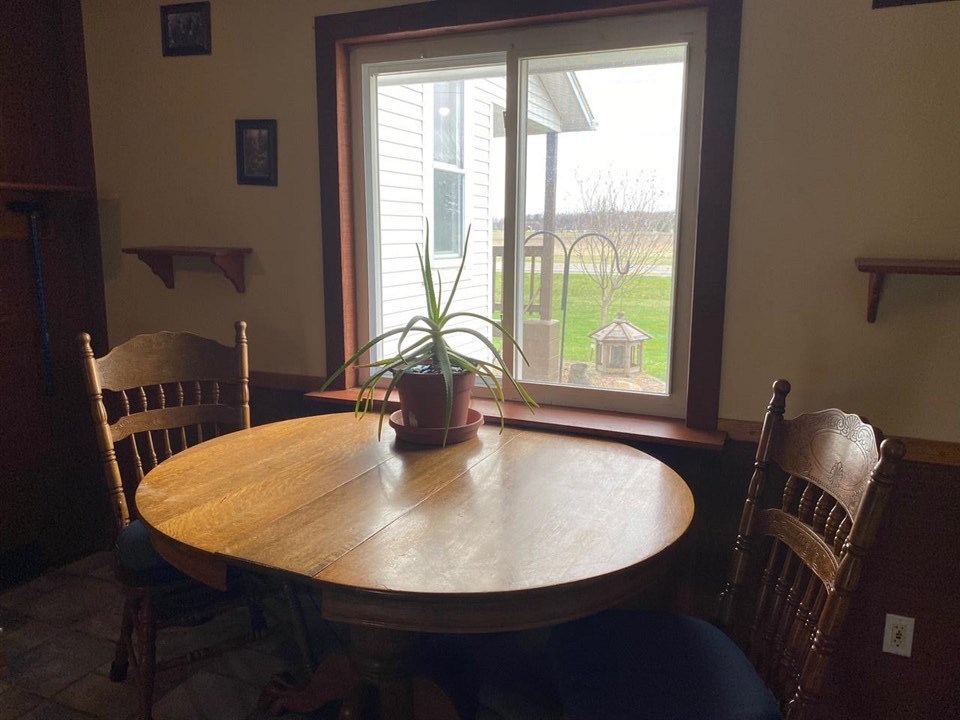 1826 Delta Road Bay City, MI 48706 - Photo 6 of 44