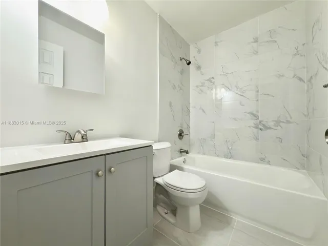 $2,000 | 729 Northwest 114th Street, Miami, FL 33168