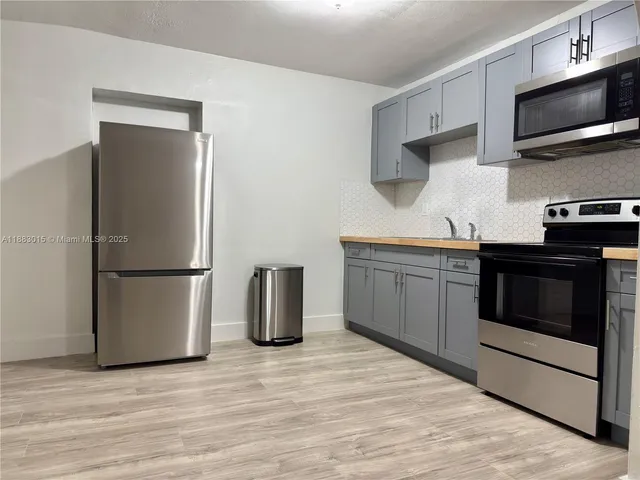 $2,000 | 729 Northwest 114th Street, Miami, FL 33168