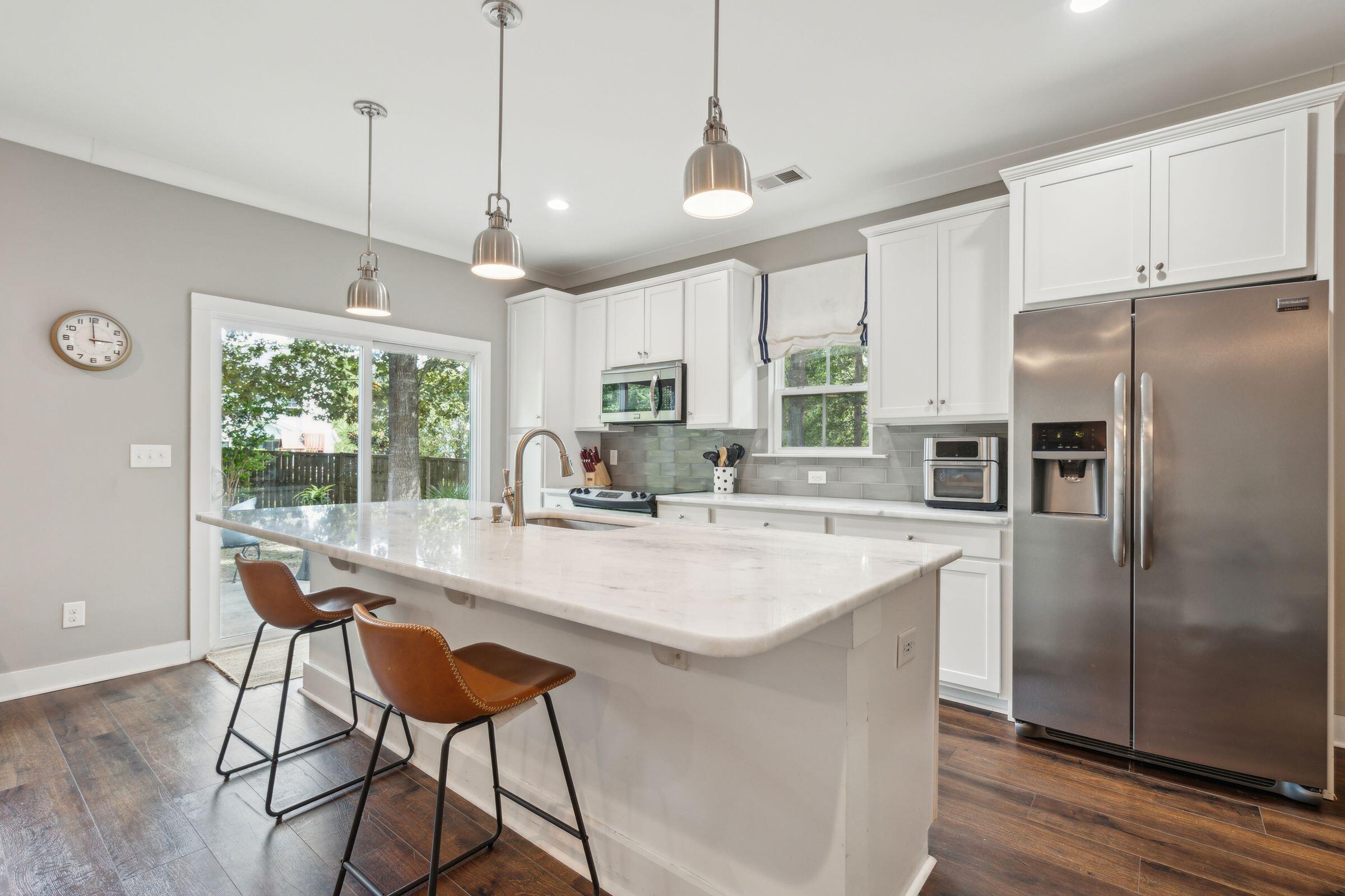 1532 Joe Rouse Road Mount Pleasant, SC 29466 - Photo 9 of 44 Kitchen