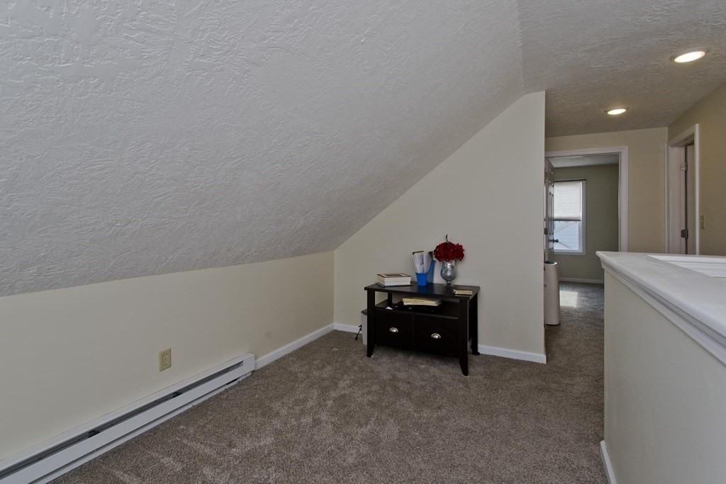 132 Pilgrim Road Springfield, MA 01118 - Photo 28 of 42