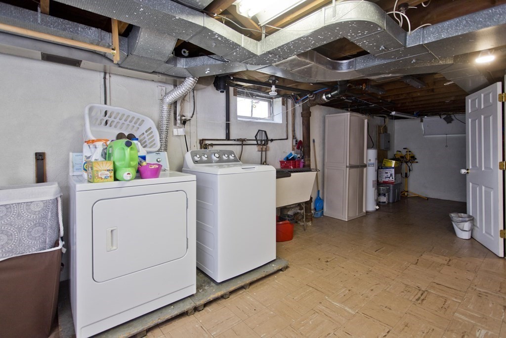 132 Pilgrim Road Springfield, MA 01118 - Photo 36 of 42