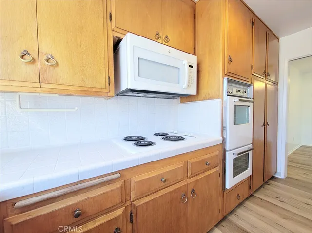 $2,995 | 333 Junipero Avenue, Unit 2H, Long Beach, CA 90814