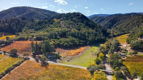$2,495,000 | 8983 West Dry Creek Road, Healdsburg, CA 95448