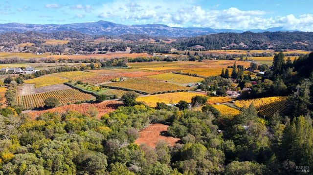 $2,495,000 | 8983 West Dry Creek Road, Healdsburg, CA 95448