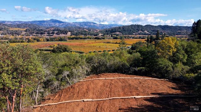 $2,495,000 | 8983 West Dry Creek Road, Healdsburg, CA 95448