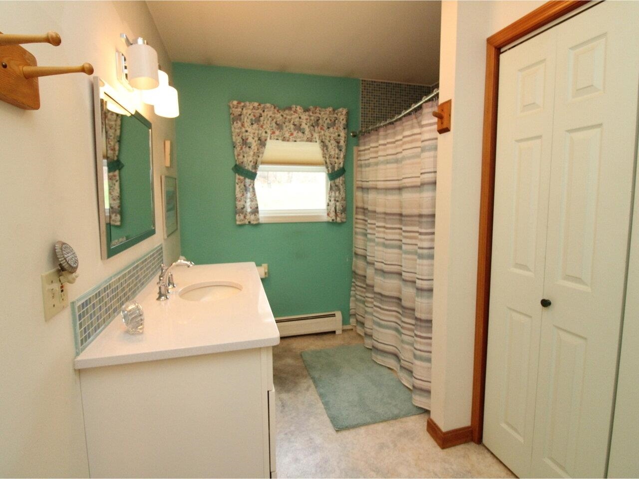 435 Beecher Hill Road Hinesburg, VT 05461 - Photo 12 of 24 Gallery Image 12