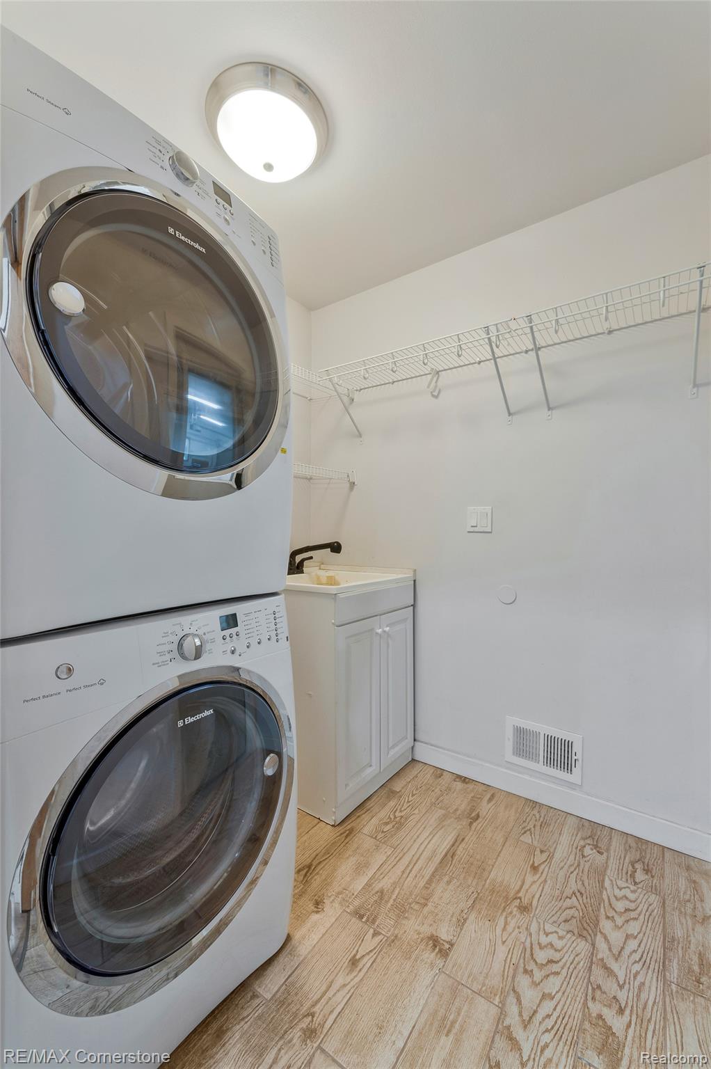 12701 Capernall Road Carleton, MI 48117 - Photo 23 of 62 Laundry Room on the entry level