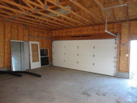 6434 Owens Road Yale, MI 48097 - Photo 3 of 33 2013-10-24 09.06.07.jpg