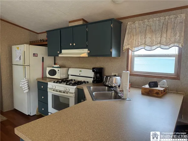 $39,900 | 23 Ulrich Park Drive, Pomfret, NY 14718