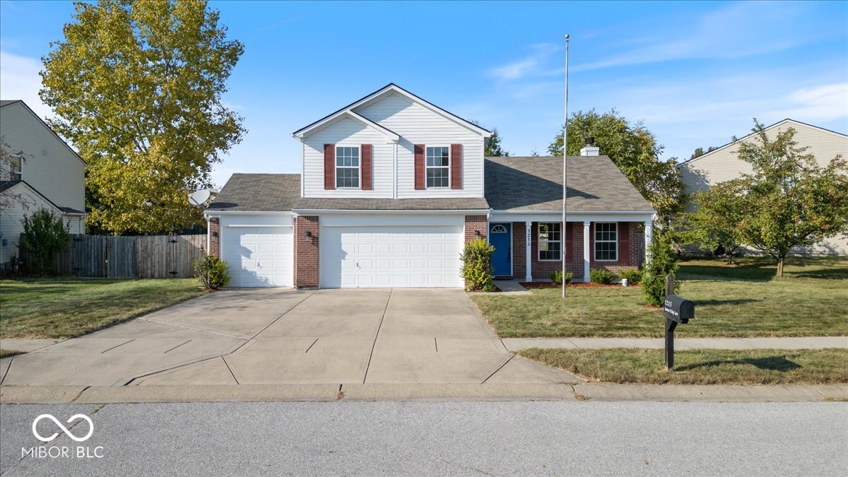 1215 Summer Ridge Lane Brownsburg, IN 46112 - Photo 4 of 42 Gallery Image 4