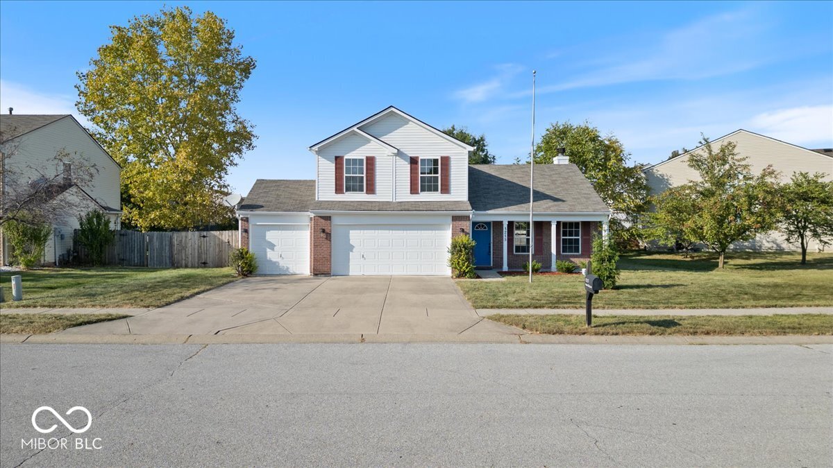 1215 Summer Ridge Lane Brownsburg, IN 46112 - Photo 5 of 42 Gallery Image 5