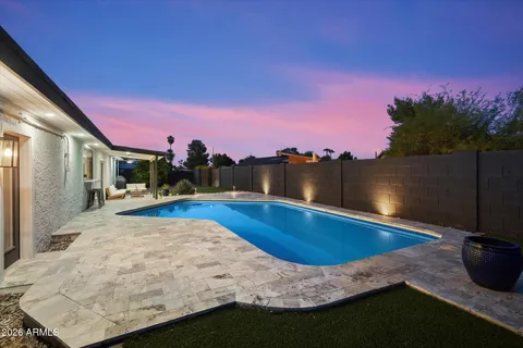 $885,000 | 10245 North 34th Place, Phoenix, AZ 85028