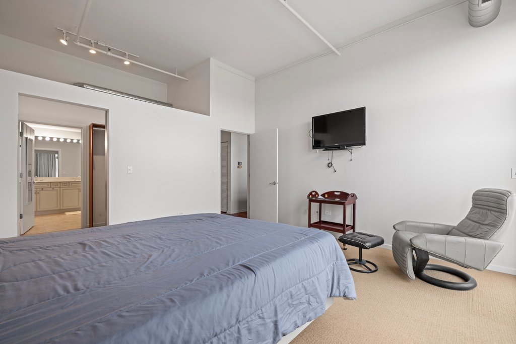 1525 South Sangamon Street, Unit 806 Chicago, IL 60608 - Photo 24 of 37