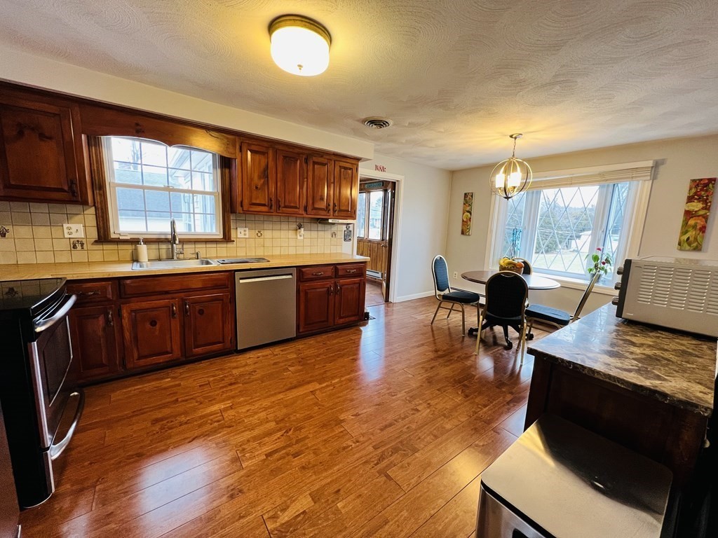 10 Harding Street Milford, MA 01757 - Photo 8 of 31 Gallery Image 8