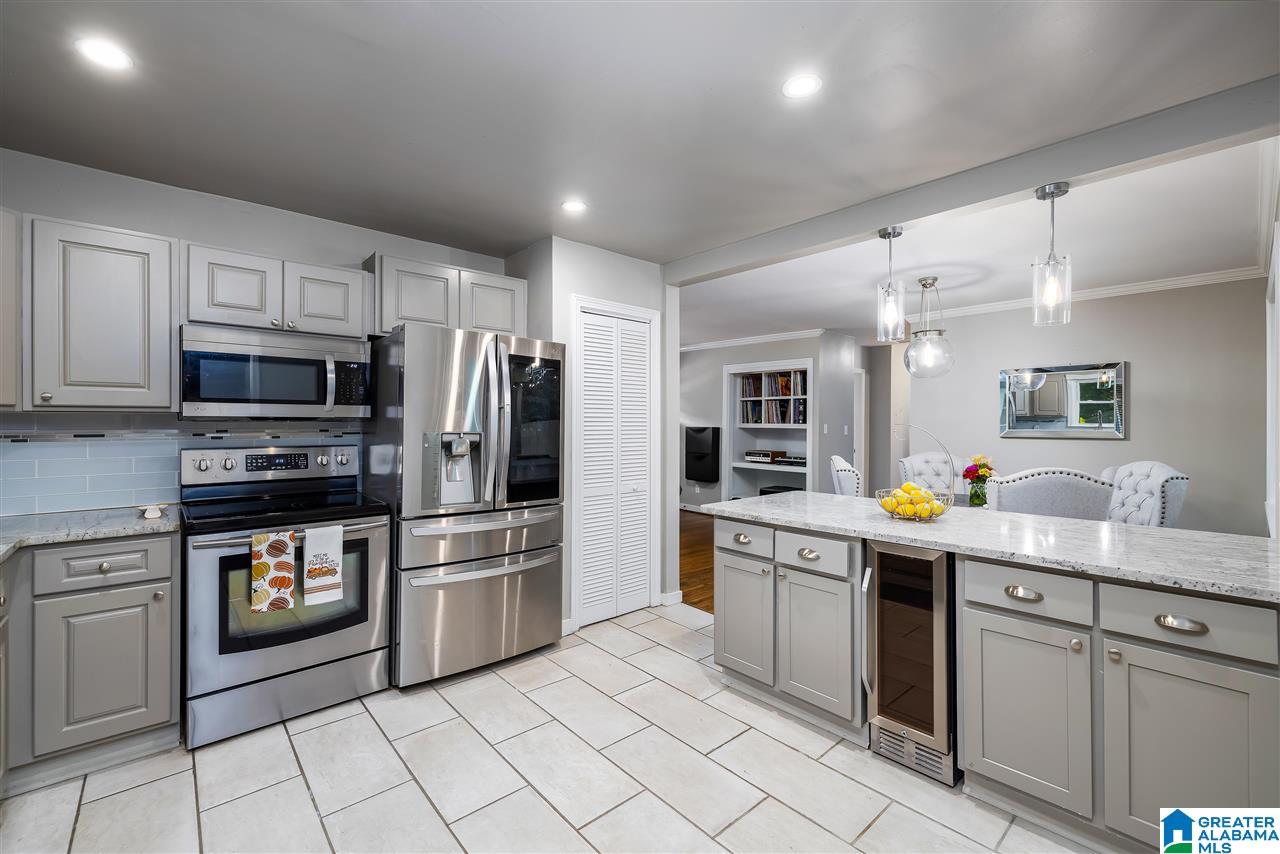 1521 Cresthill Road Birmingham, AL 35213 - Photo 21 of 40
