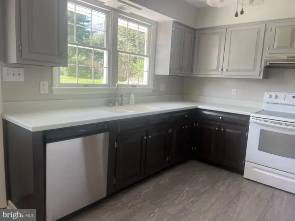 $362,500 | 19119 Woodhaven Drive, Hagerstown, MD 21742