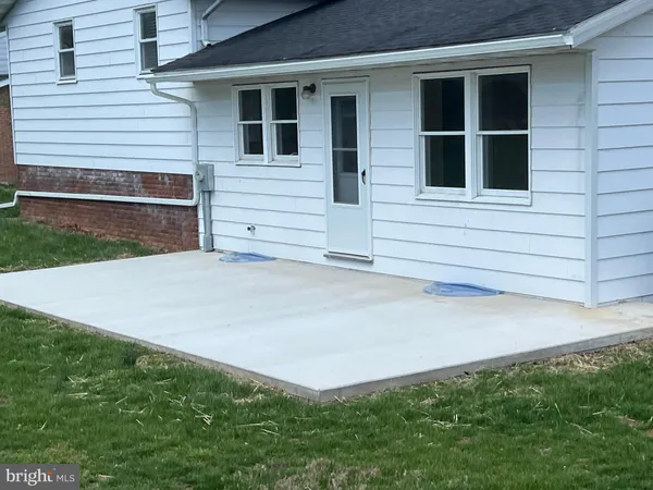 $362,500 | 19119 Woodhaven Drive, Hagerstown, MD 21742