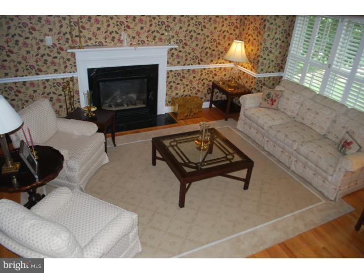 52 Golfview Road Ardmore, PA 19003 - Photo 8 of 23 Living Room