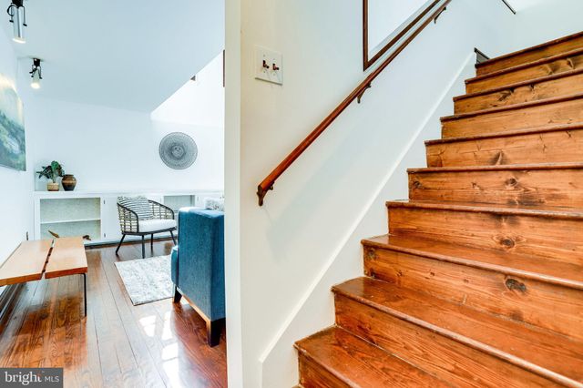 $1,010,000 | 326 North Columbus Street, Alexandria, VA 22314