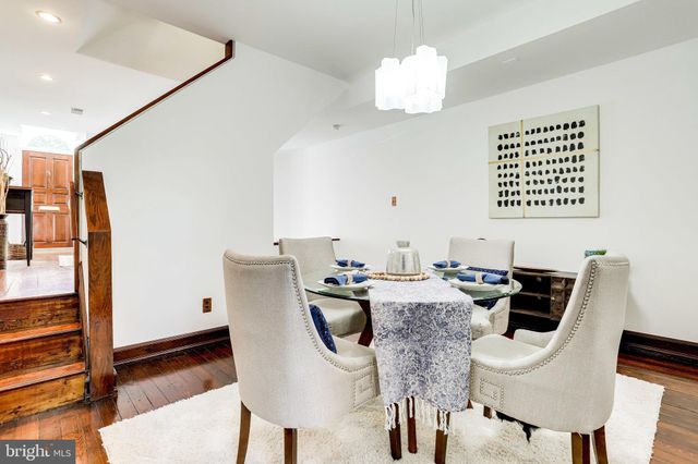 $1,010,000 | 326 North Columbus Street, Alexandria, VA 22314