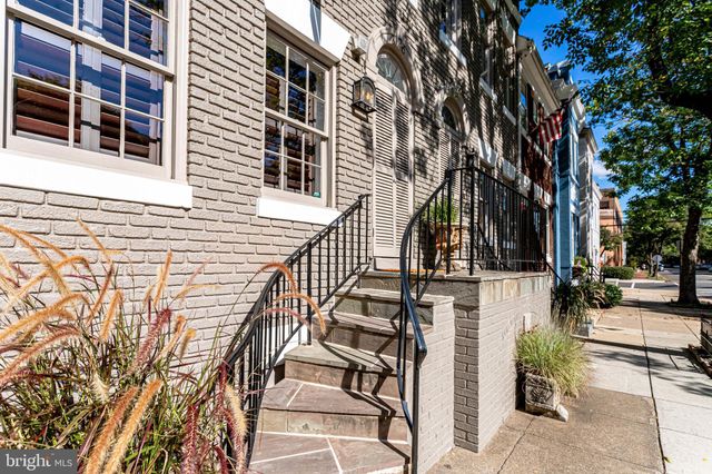 $1,010,000 | 326 North Columbus Street, Alexandria, VA 22314