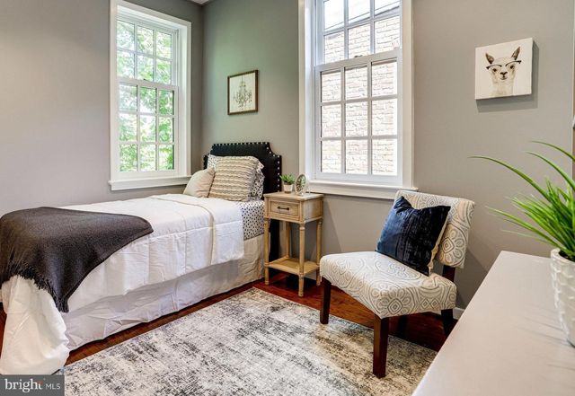 $1,010,000 | 326 North Columbus Street, Alexandria, VA 22314